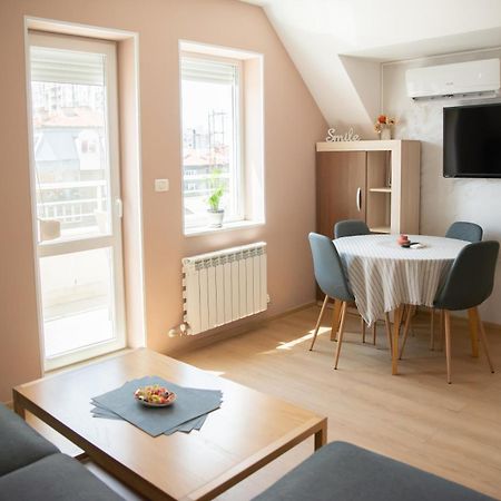 Mdm Apartment City Center Русе Экстерьер фото