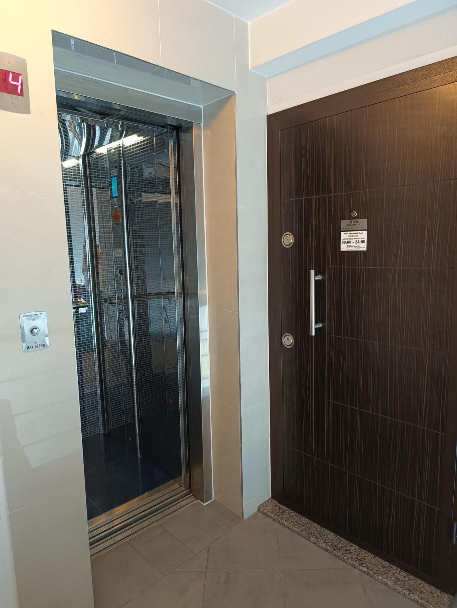 Mdm Apartment City Center Русе Экстерьер фото